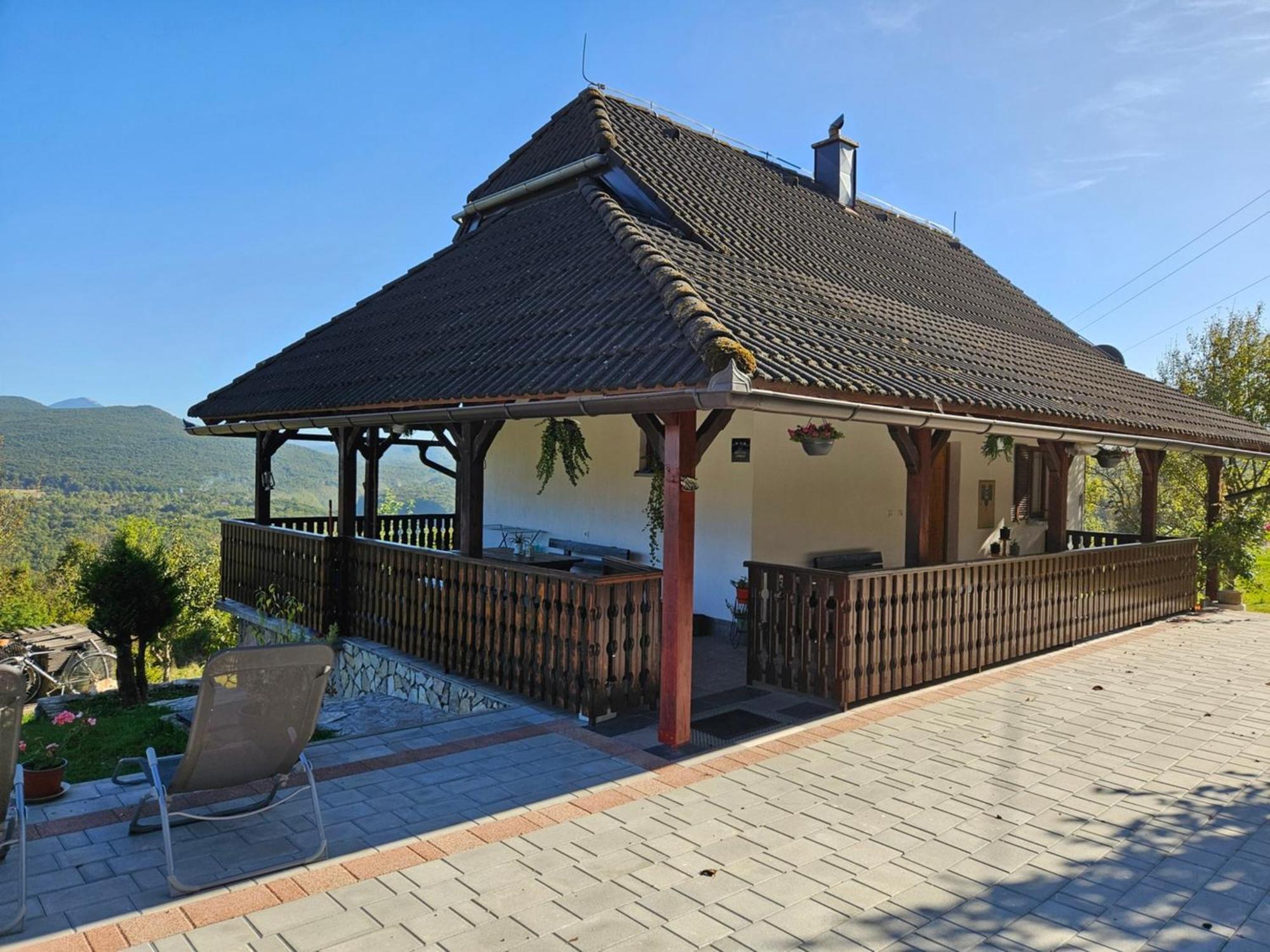 Plitvička JezeraCozy House Zivko With Balcony别墅 外观 照片